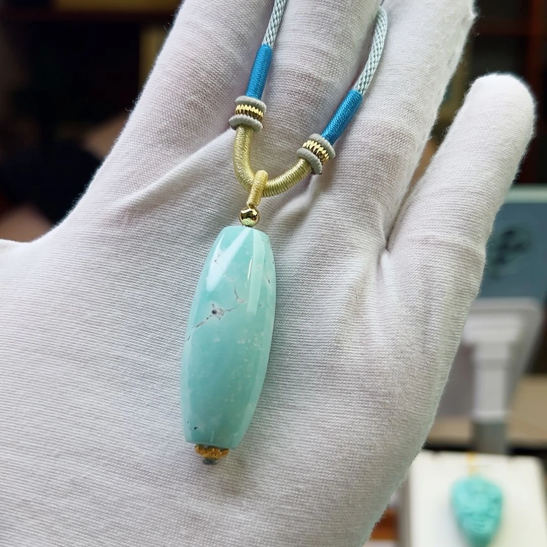 未镶嵌绿松石珠宝奇石