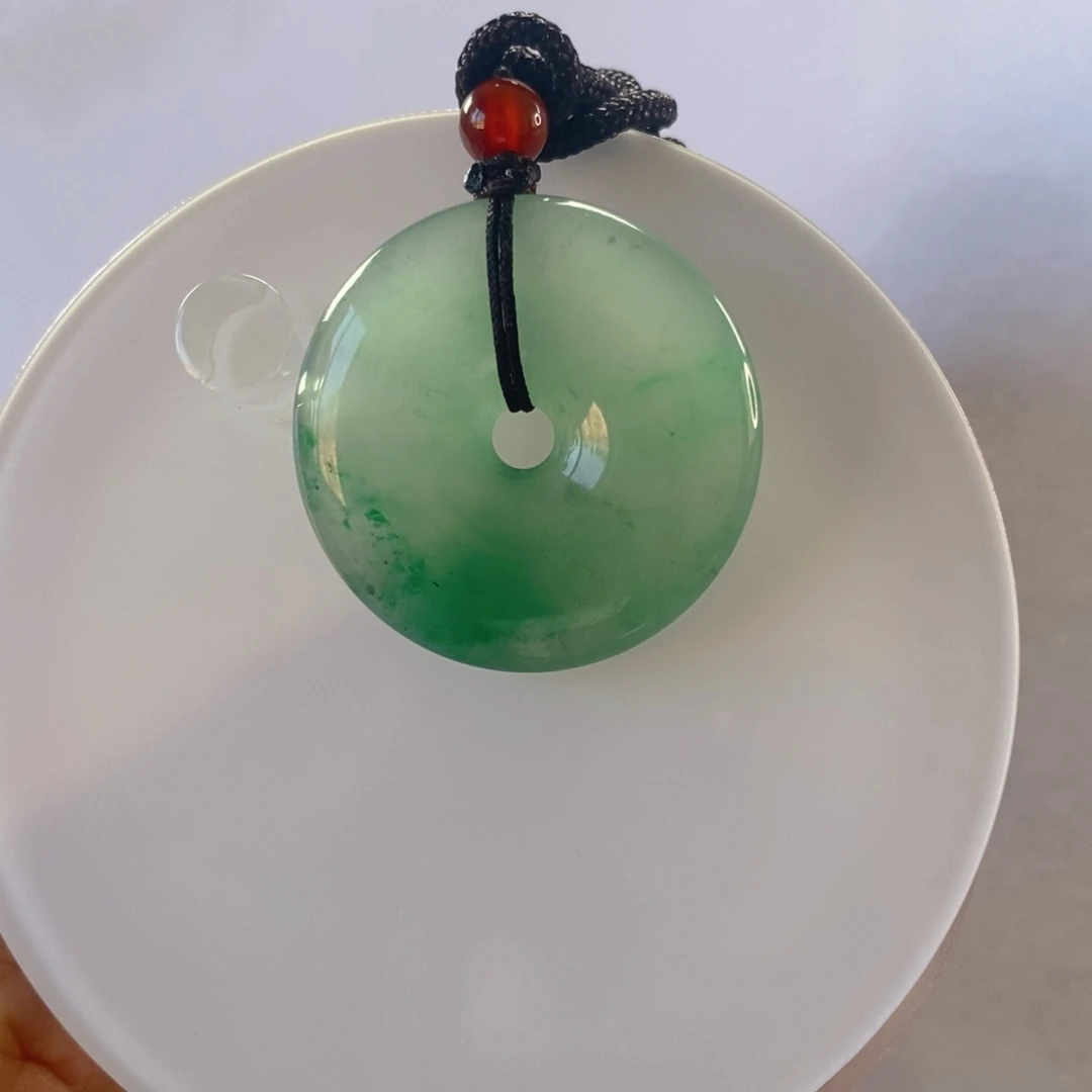 石英质玉颈饰未镶嵌