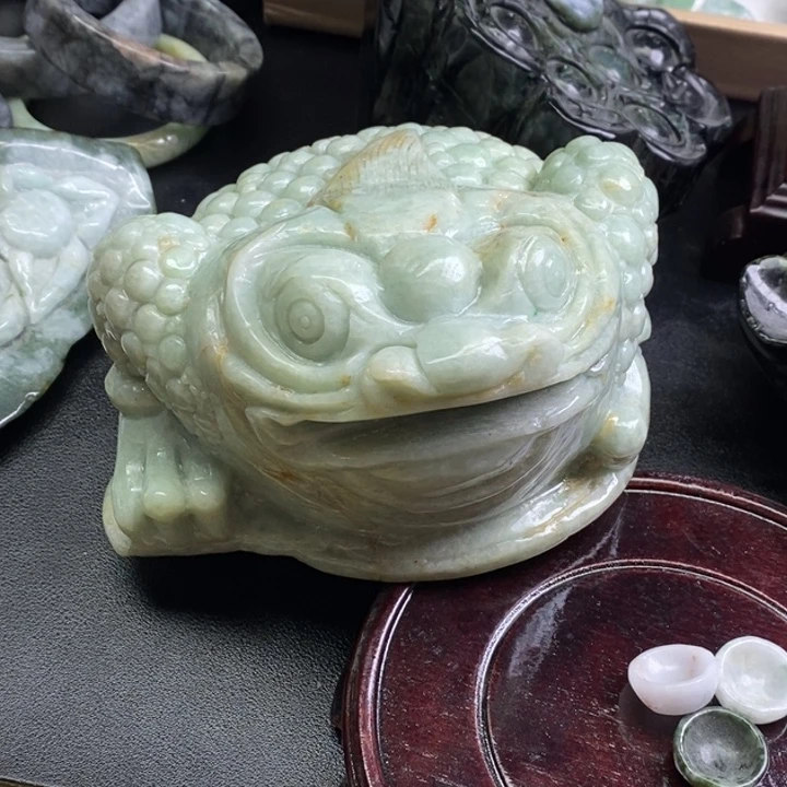 吞***0翡翠未镶嵌颈饰天然翡翠金蟾4