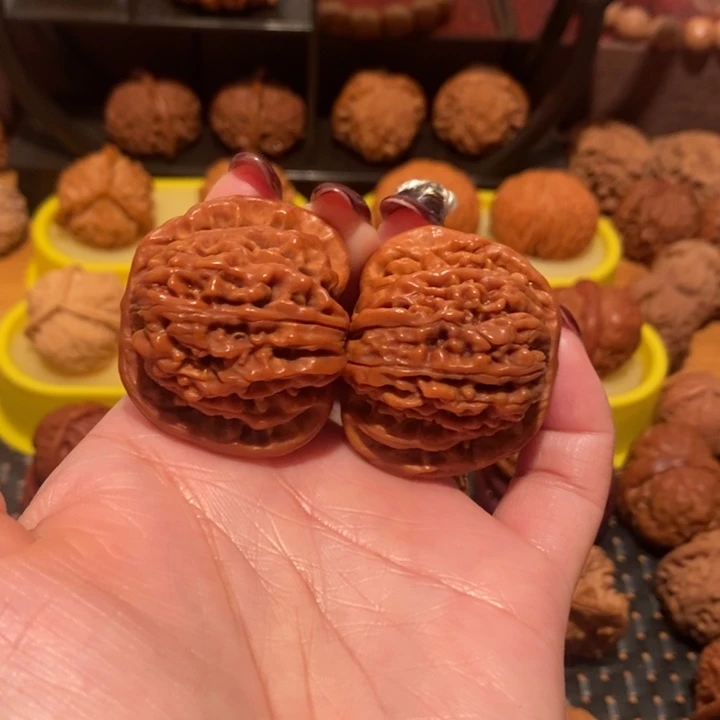 文玩核桃吊坠四座楼40