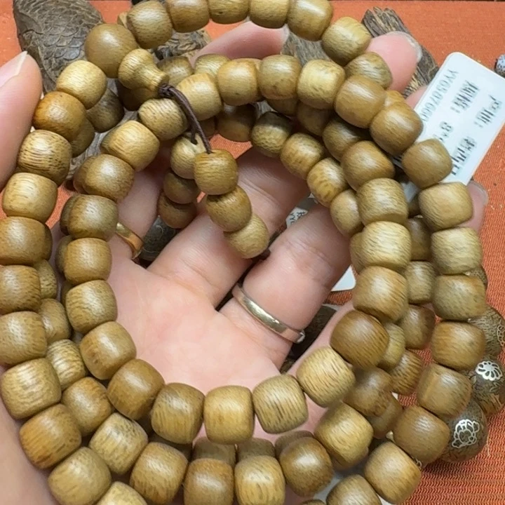 大叶紫檀（黑酸枝木类）