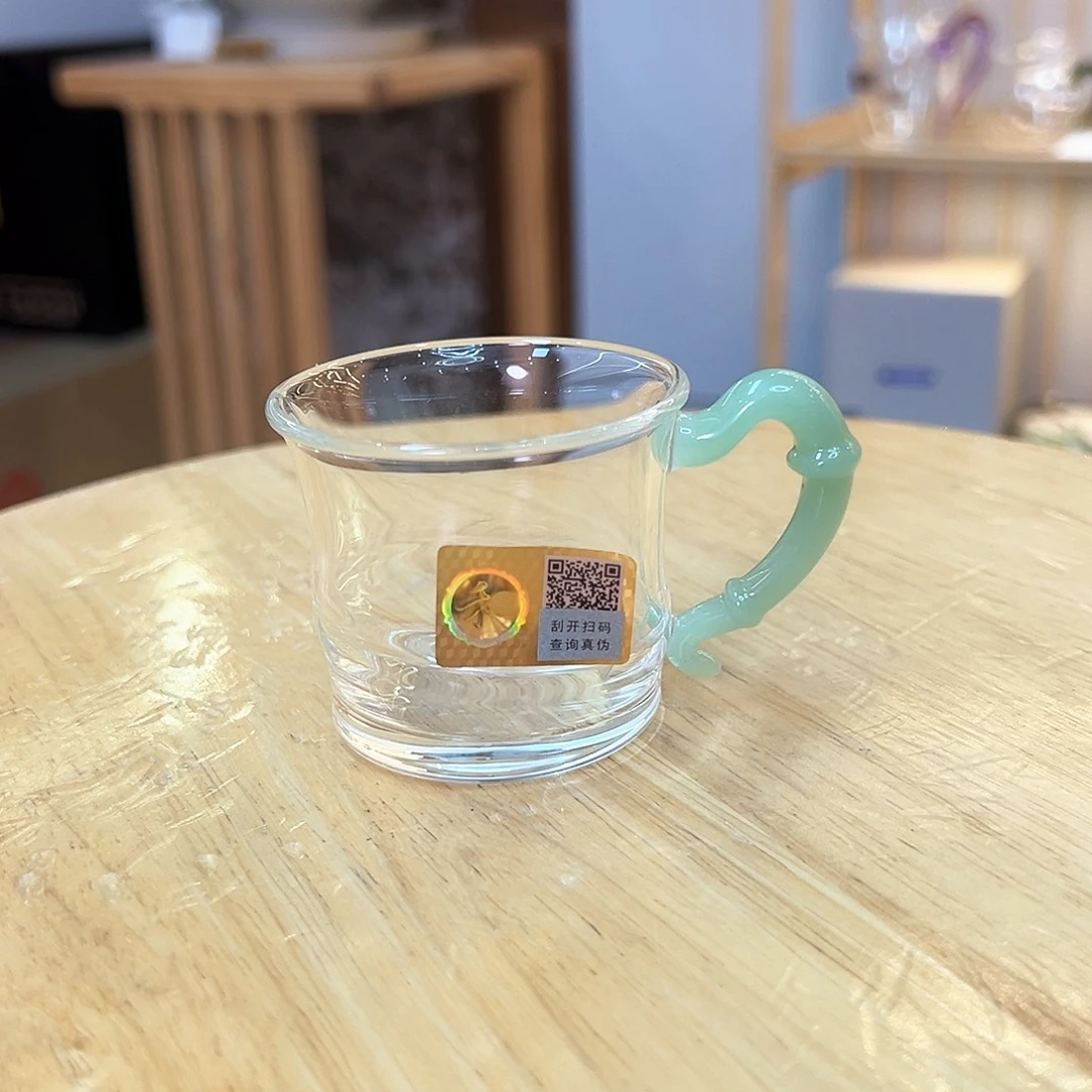 觉***是禾器君敛杯浅玉色一只