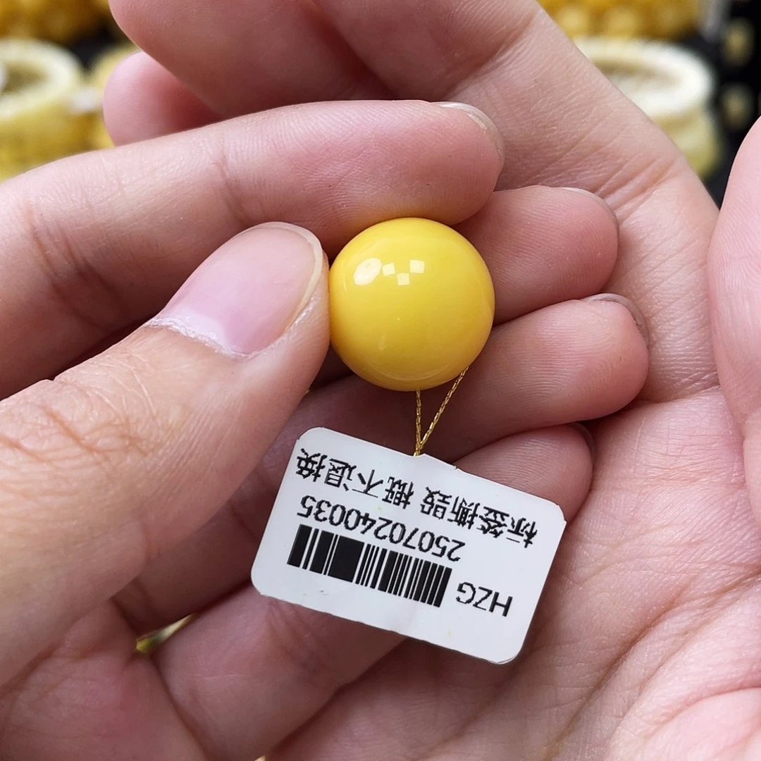 琥珀未镶嵌珠宝奇石鸡油黄14mm