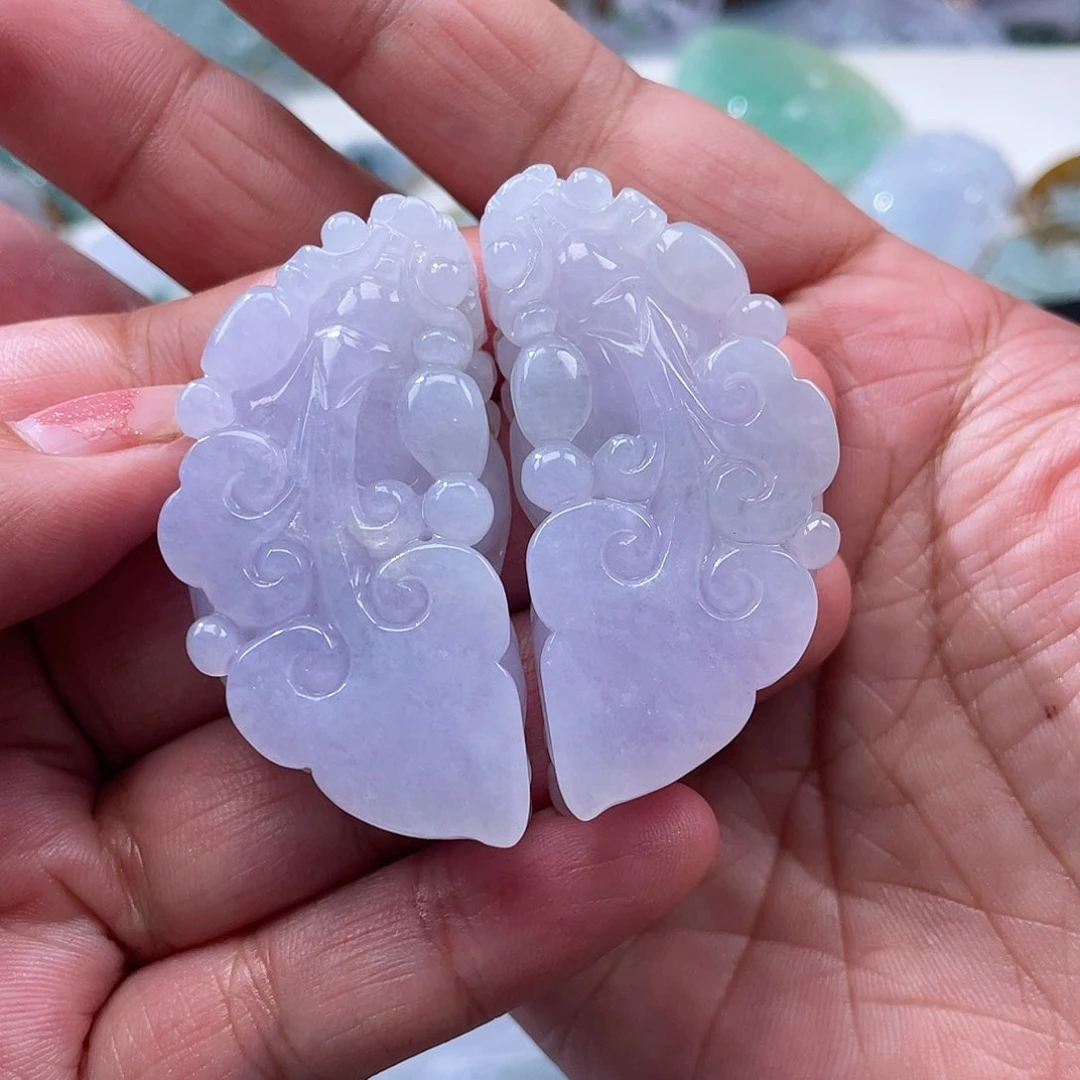 翡翠未镶嵌颈饰格*熊