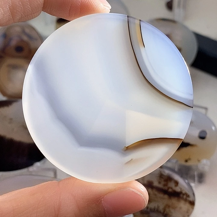 玛瑙/玉髓颈饰未镶嵌