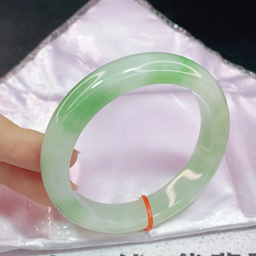 未镶嵌手镯翡翠55.8正圈