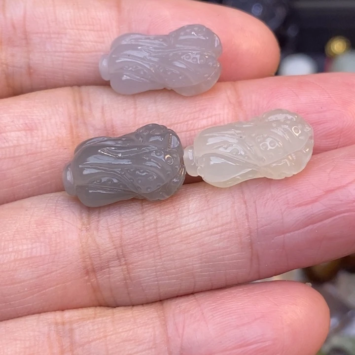 超***想和田玉未镶嵌颈饰多样性发货一个