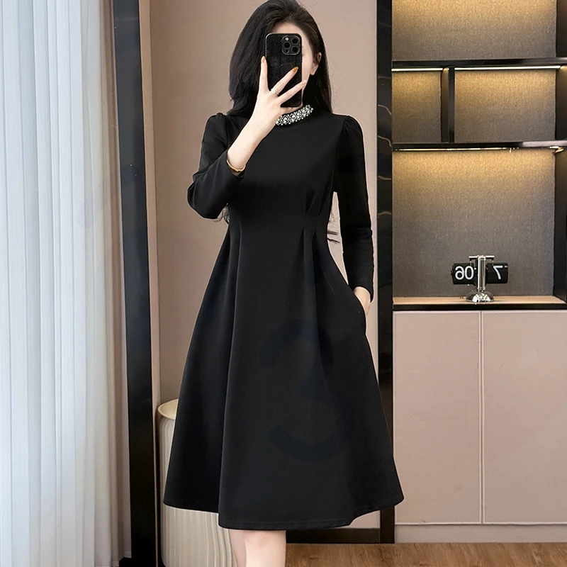 春秋赫本风秋冬长裙修身长袖连衣裙子黑色显瘦大码女装胖mm阔太太