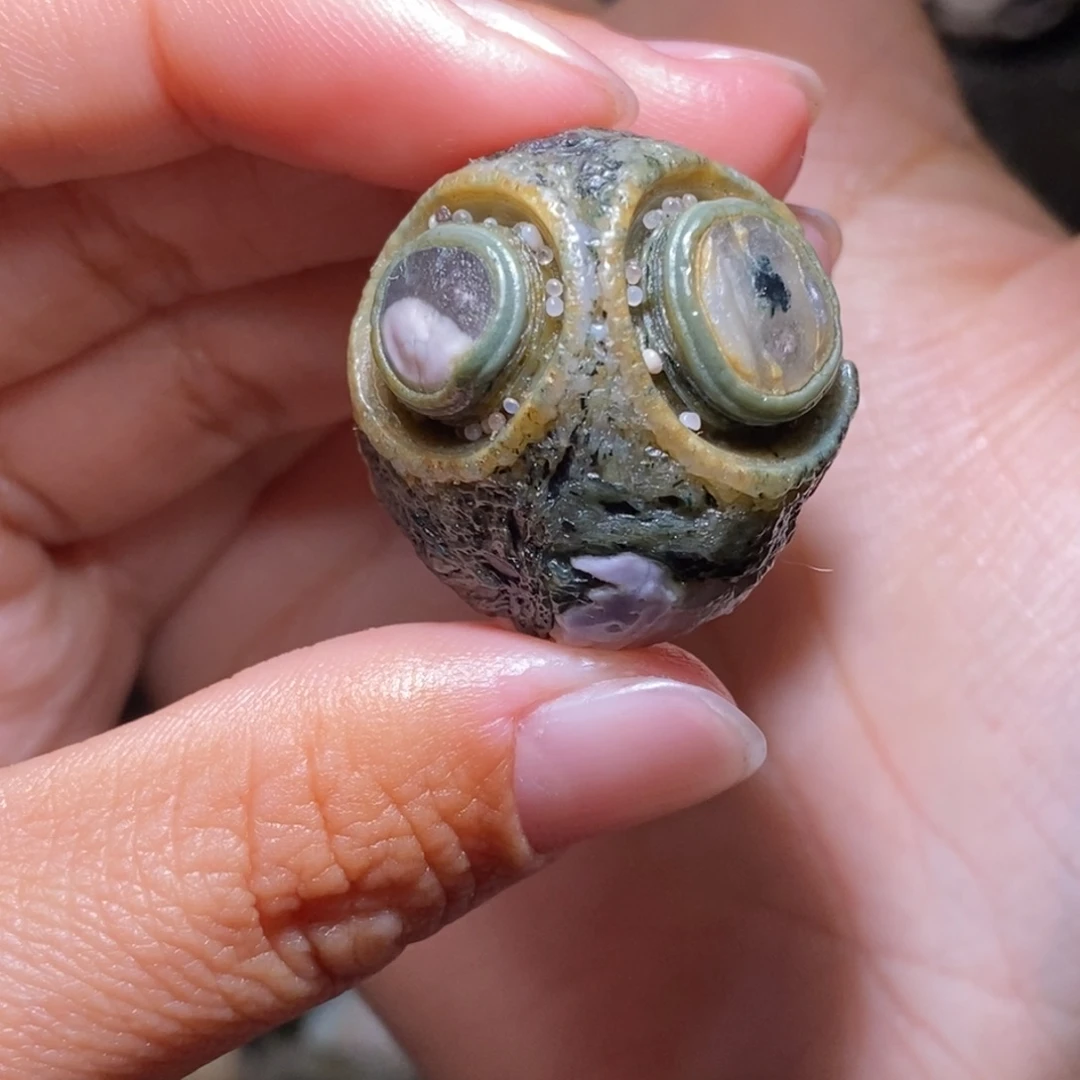 玛瑙/玉髓未镶嵌珠宝半成品