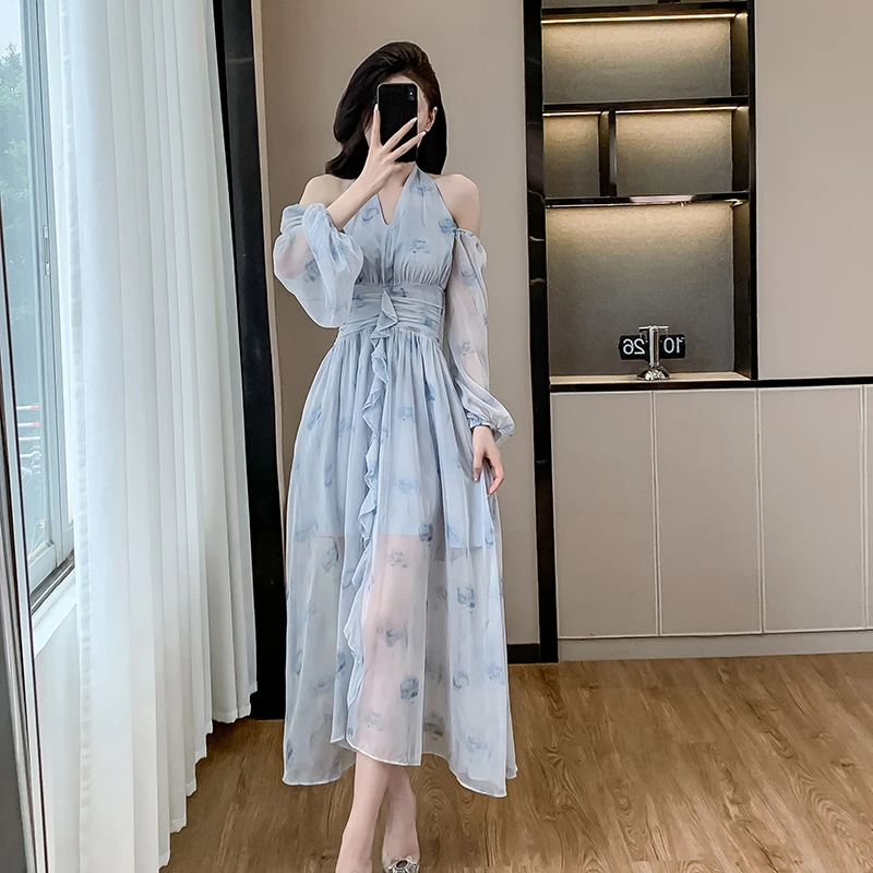 实拍气质蓝露肩挂脖两穿水墨印花连衣裙韩版度假甜美V领收腰长裙
