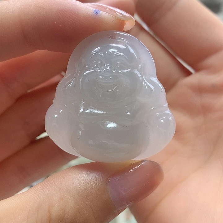 潇***房和田玉未镶嵌颈饰