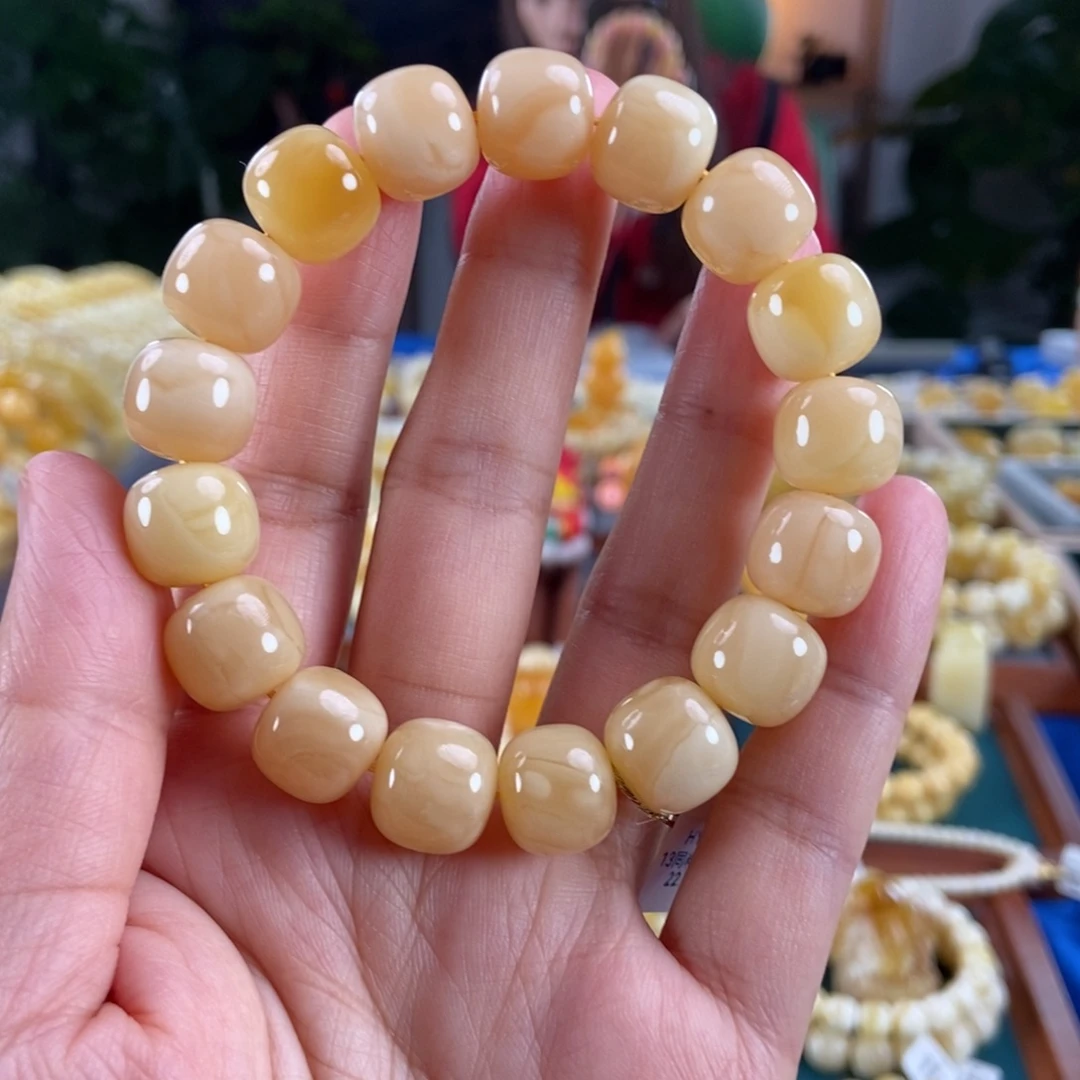 琥珀未镶嵌珠宝奇石13同料老型22.85