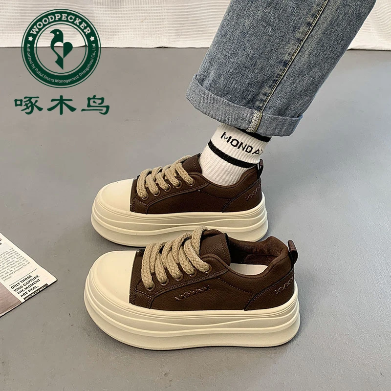 啄木鸟丑萌面包鞋女2025秋冬新款爆款增高厚底加绒休闲运动板鞋女