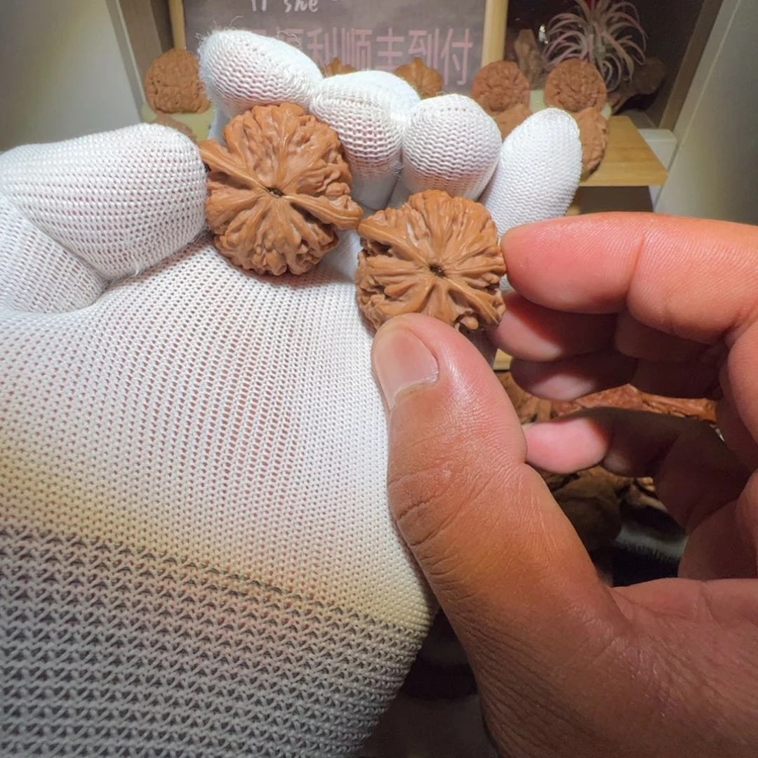 我***怜文玩核桃吊坠六魂珠