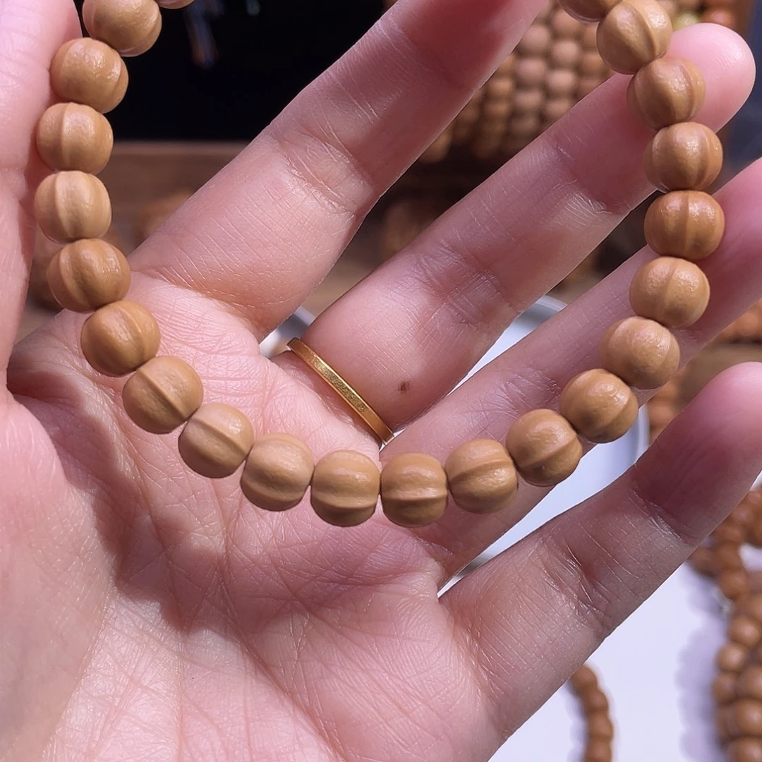 ****罕猴头核桃吊坠鲨鱼8.5mm全品