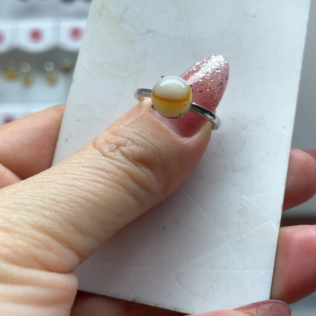 蛇纹石玉戒指未镶嵌