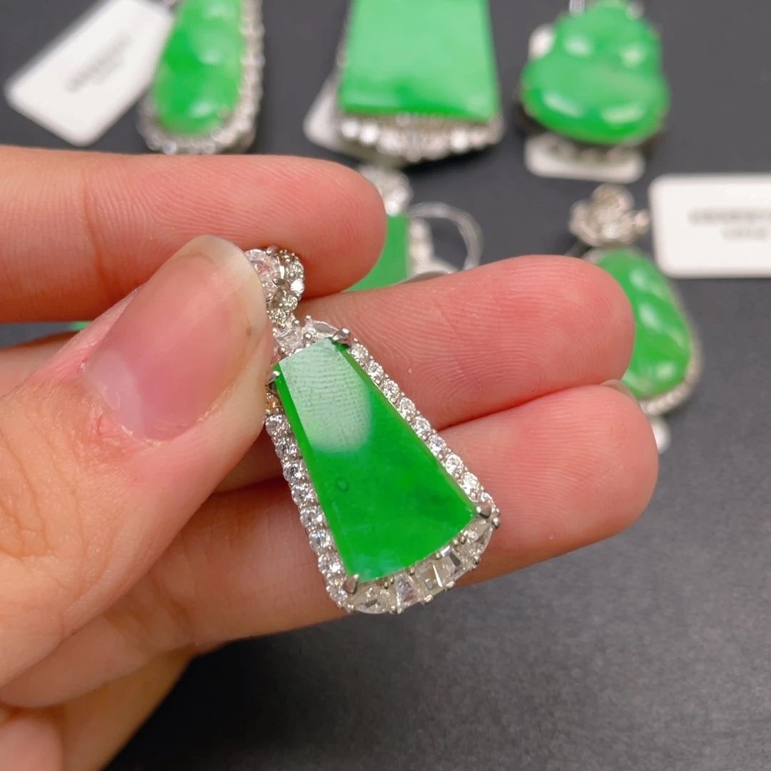 翡翠银S925镶嵌颈饰