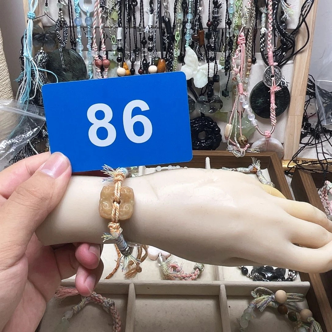 蛇纹石玉合金颈饰