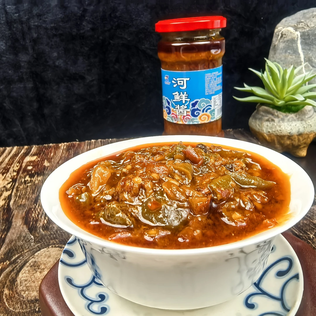 杨大厨精心研制河鲜酱，炒菜烧菜拌饭拌面拌粉炖鱼