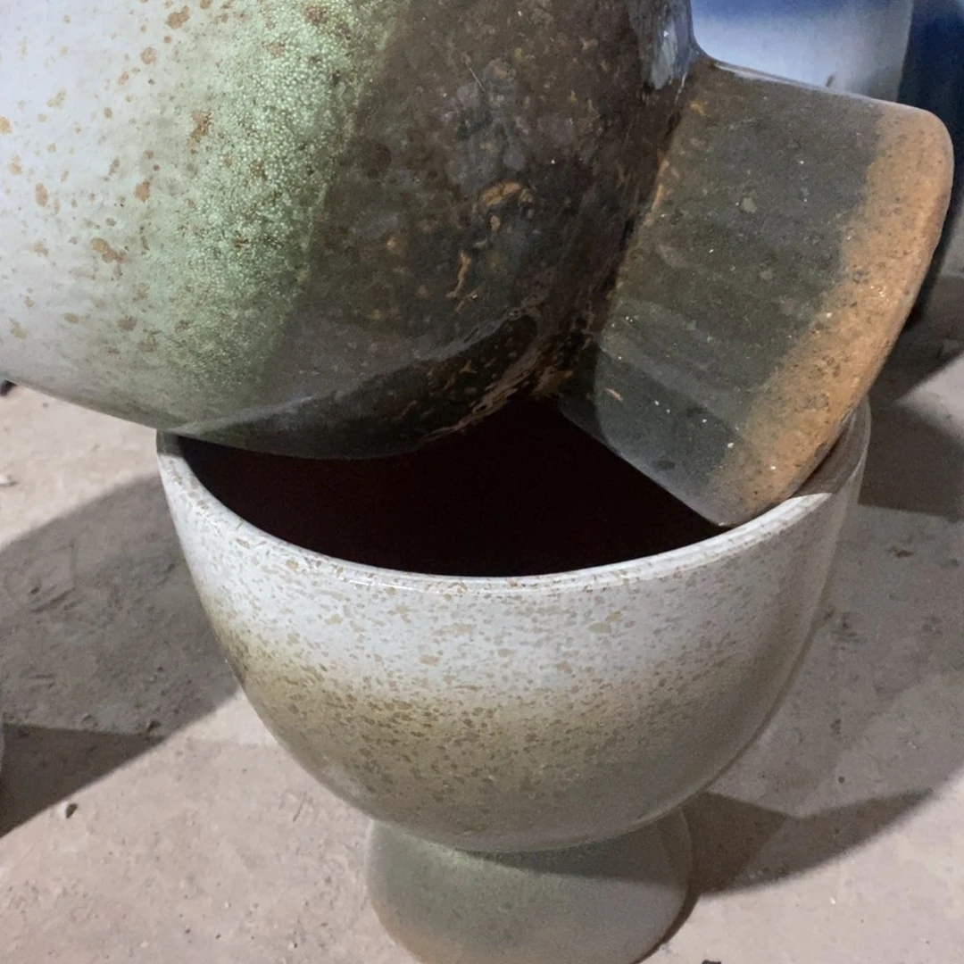 红陶瑕疵20-21两个