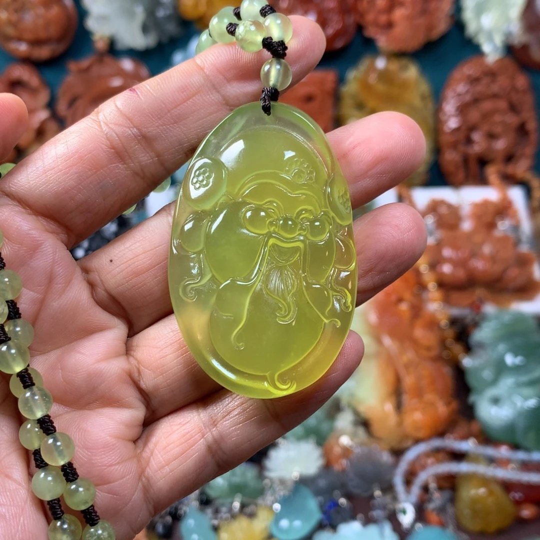 蛇纹石玉未镶嵌挂坠