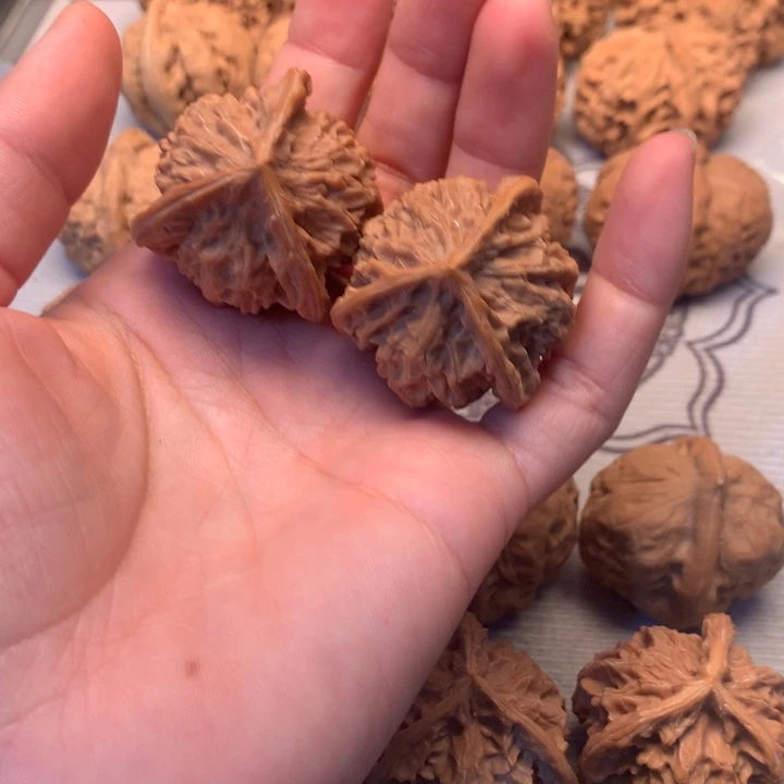清***澈文玩核桃把件盘山三棱36