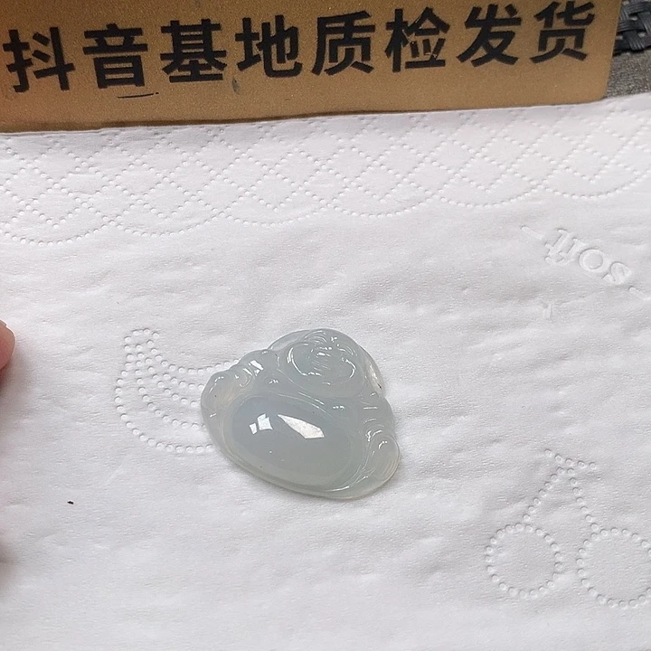 颈饰未镶嵌翡翠佛