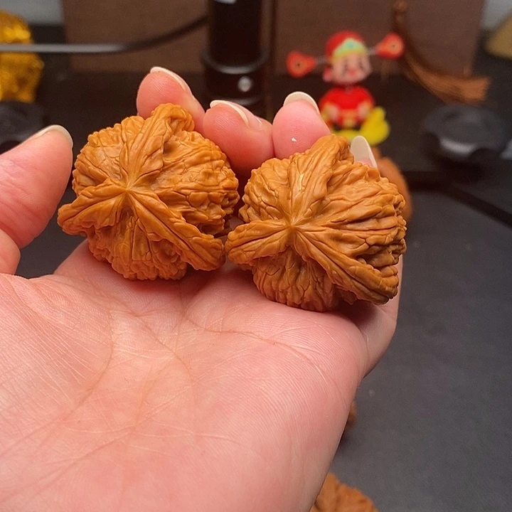 你***秋文玩核桃把件白奔