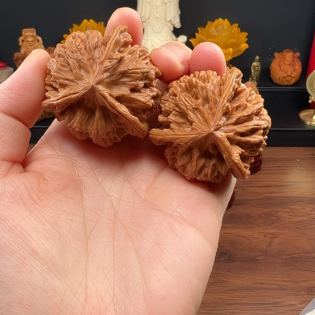 文玩核桃吊坠45全品帝王三棱