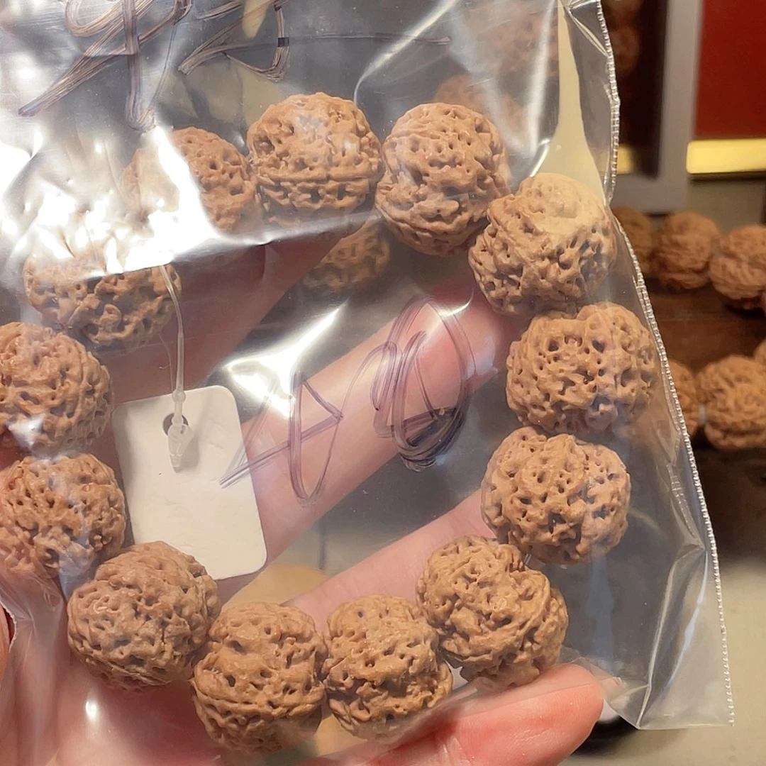 苹***王金刚菩提吊坠尼泊尔
