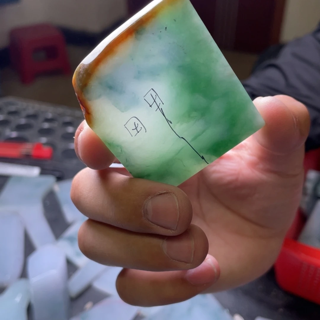 未镶嵌定制翡翠旭*包工