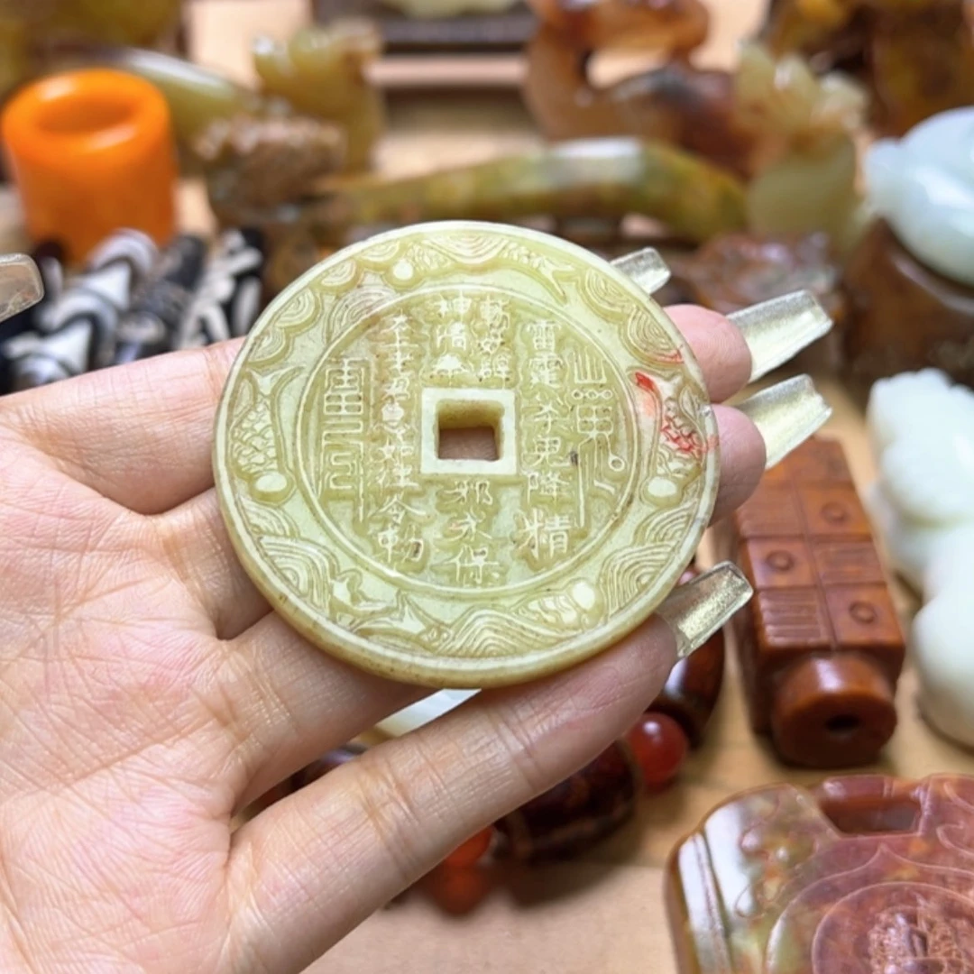 【闪购商品】蛇纹石玉颈饰未镶嵌