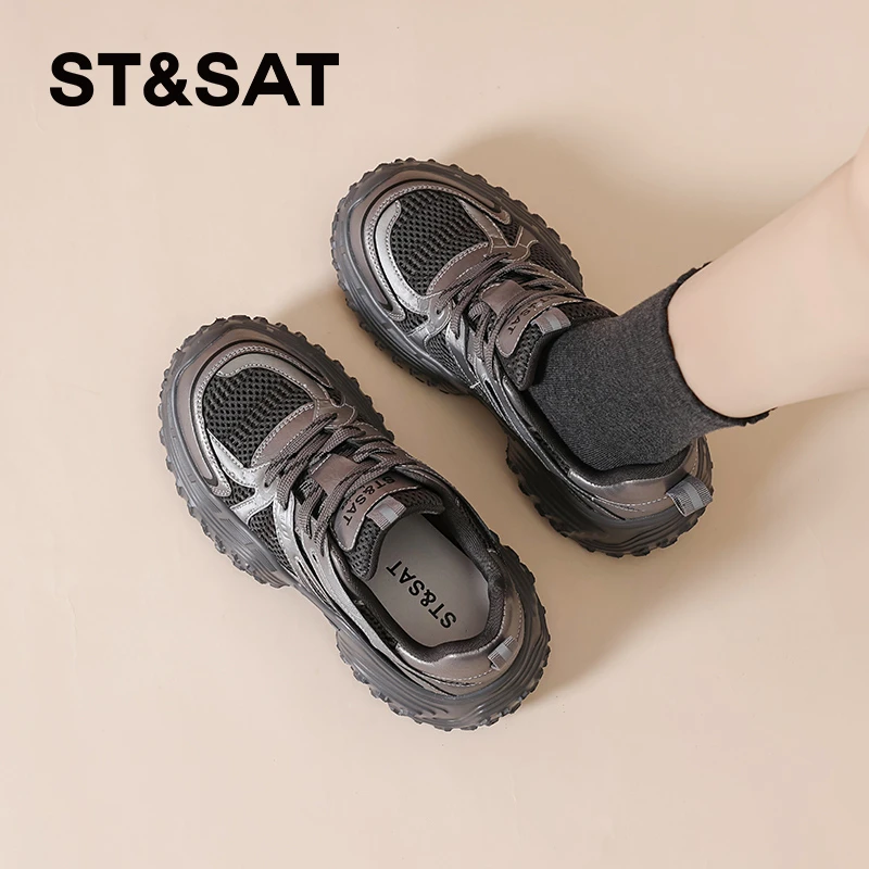 星期六休闲徒步运动鞋2025秋季新款时尚百搭舒适不累脚软底老爹鞋