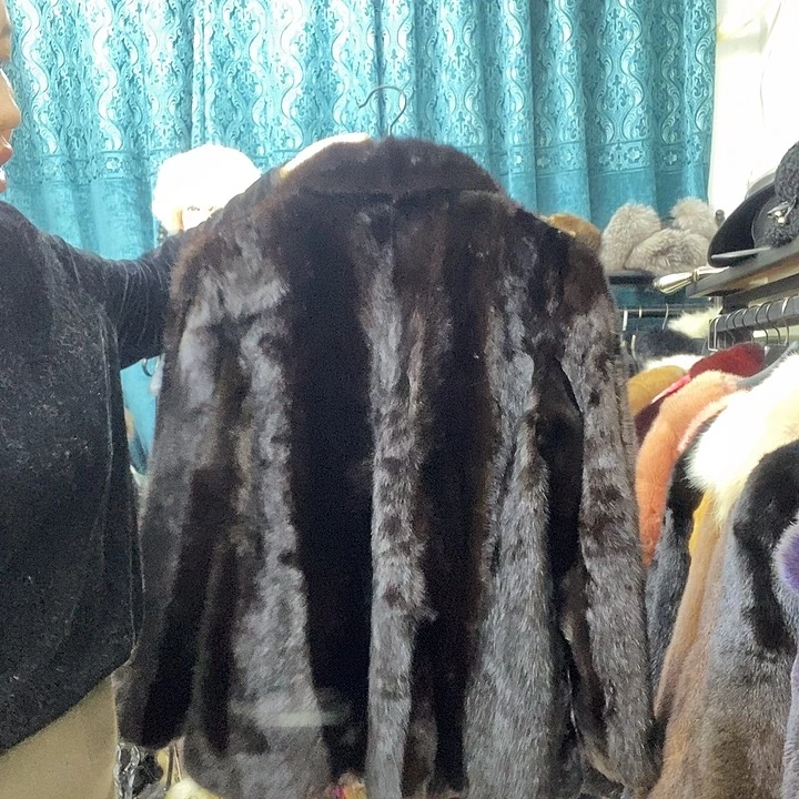 直播间福利款拍直播间实物