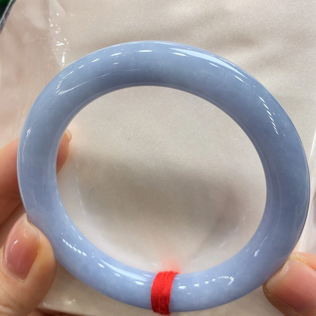 翡翠未镶嵌手镯56.8圆条两天鉴赏