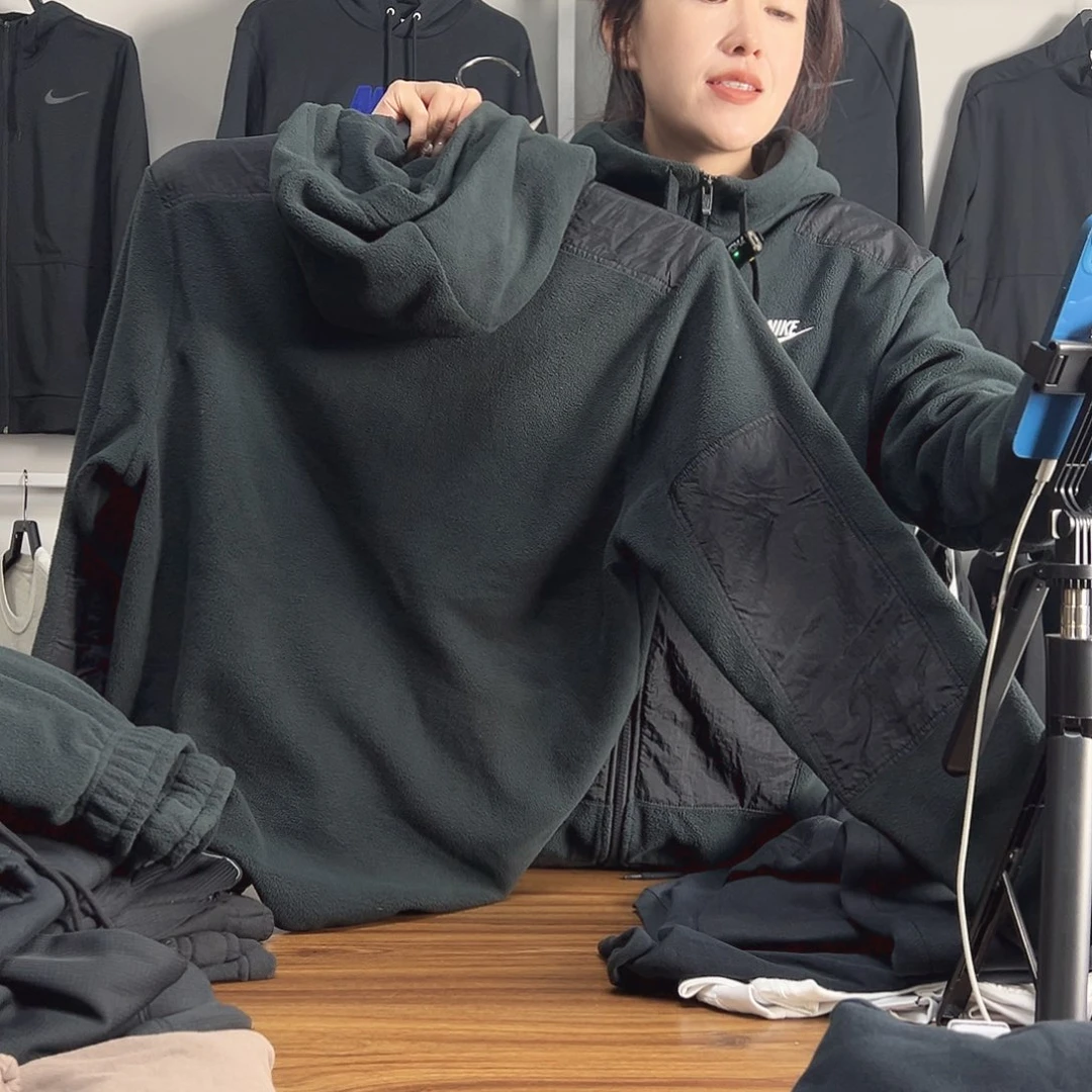 4883黑色M码110-130斤不退换