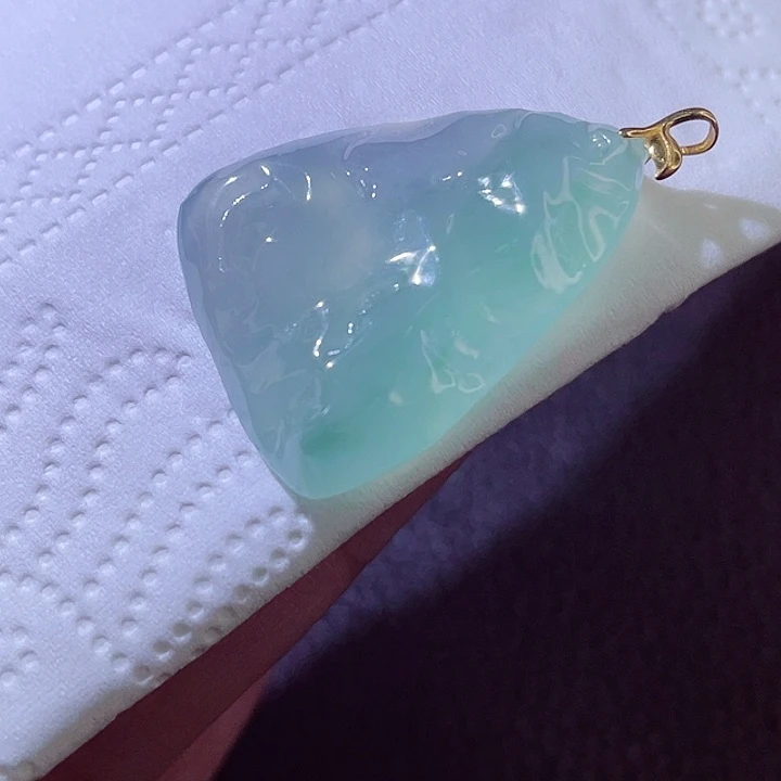 颈饰18K金镶嵌翡翠翡翠