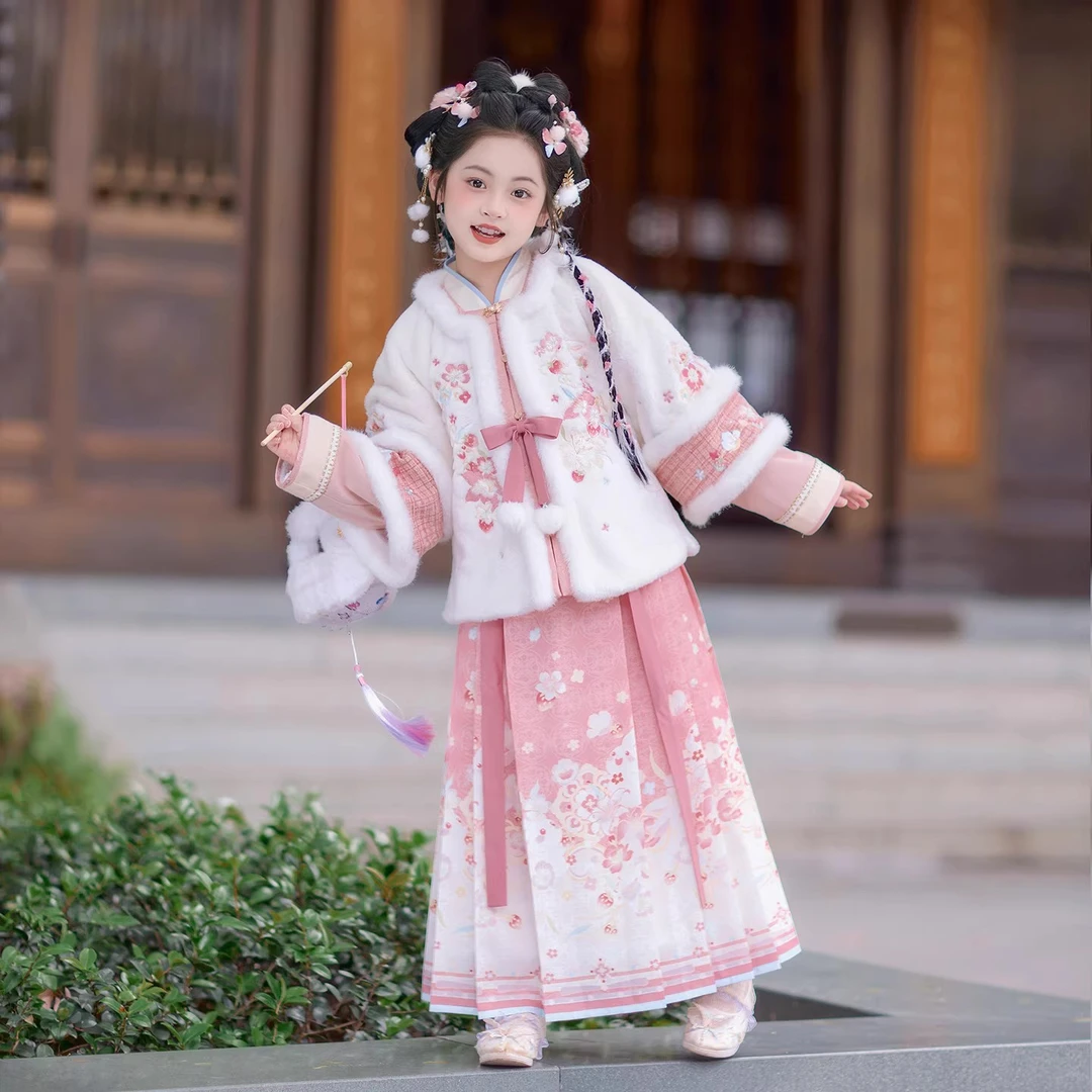 汉服女童2025新款冬装中国风粉白套装女孩古装儿童过年唐装拜年服