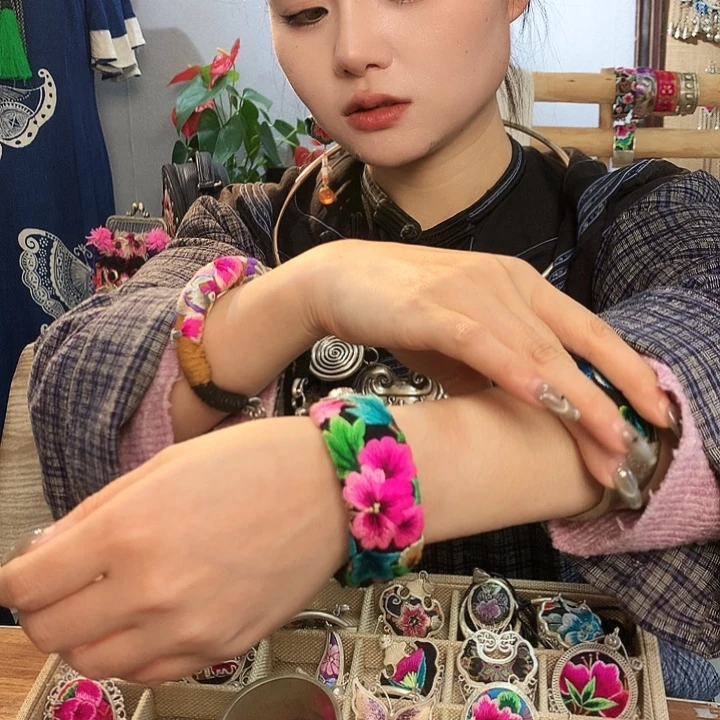 花岗石铁合金手镯