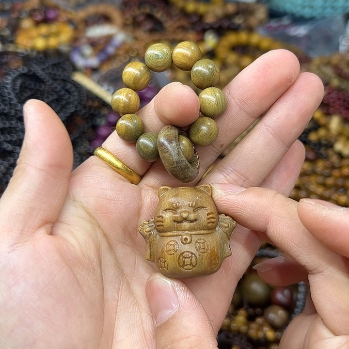 维腊木（绿檀）无事牌