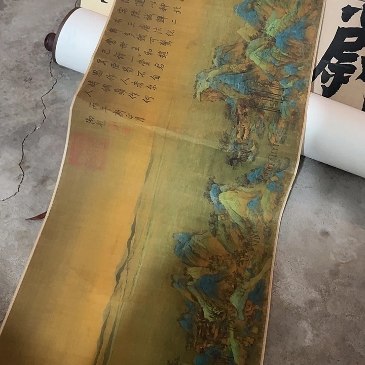 摆件，破损，水渍，轴坏都是正常的印刷