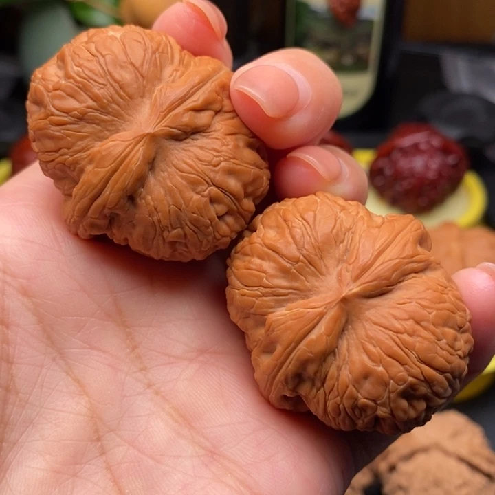 文玩核桃把件42元宝