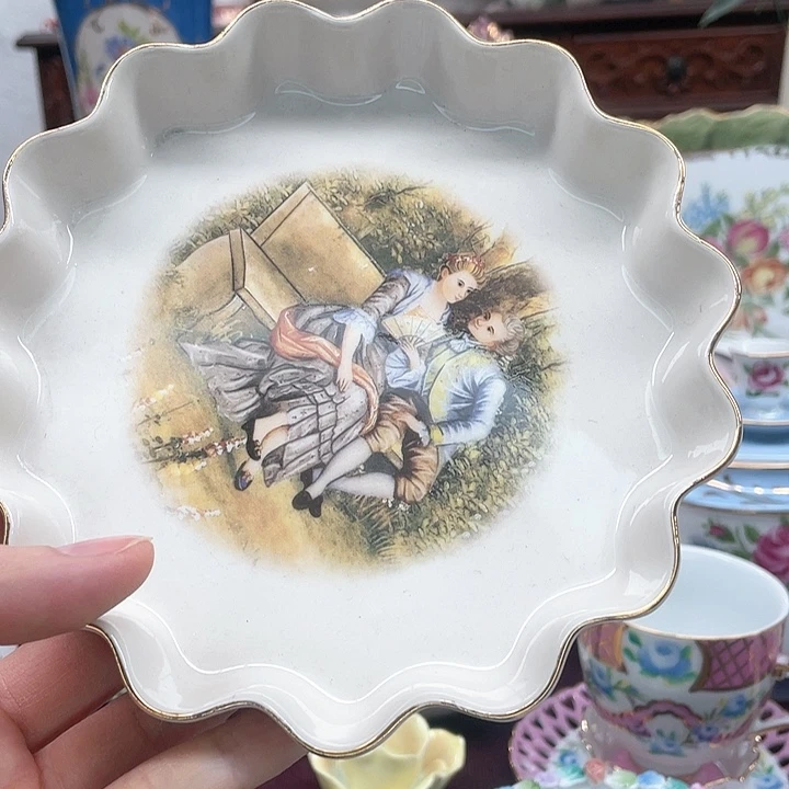 瓷片摆件，摆件，摆件，摆件。摆件。摆件