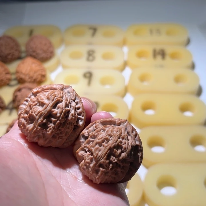 吊坠文玩核桃39全品角白