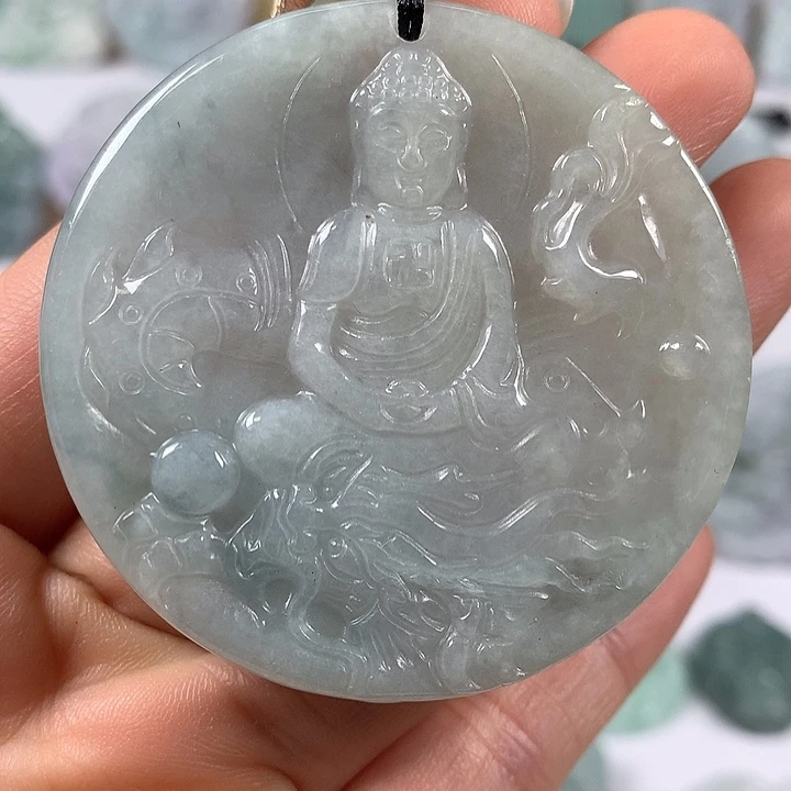 翡翠未镶嵌颈饰玉龙大日如来福利