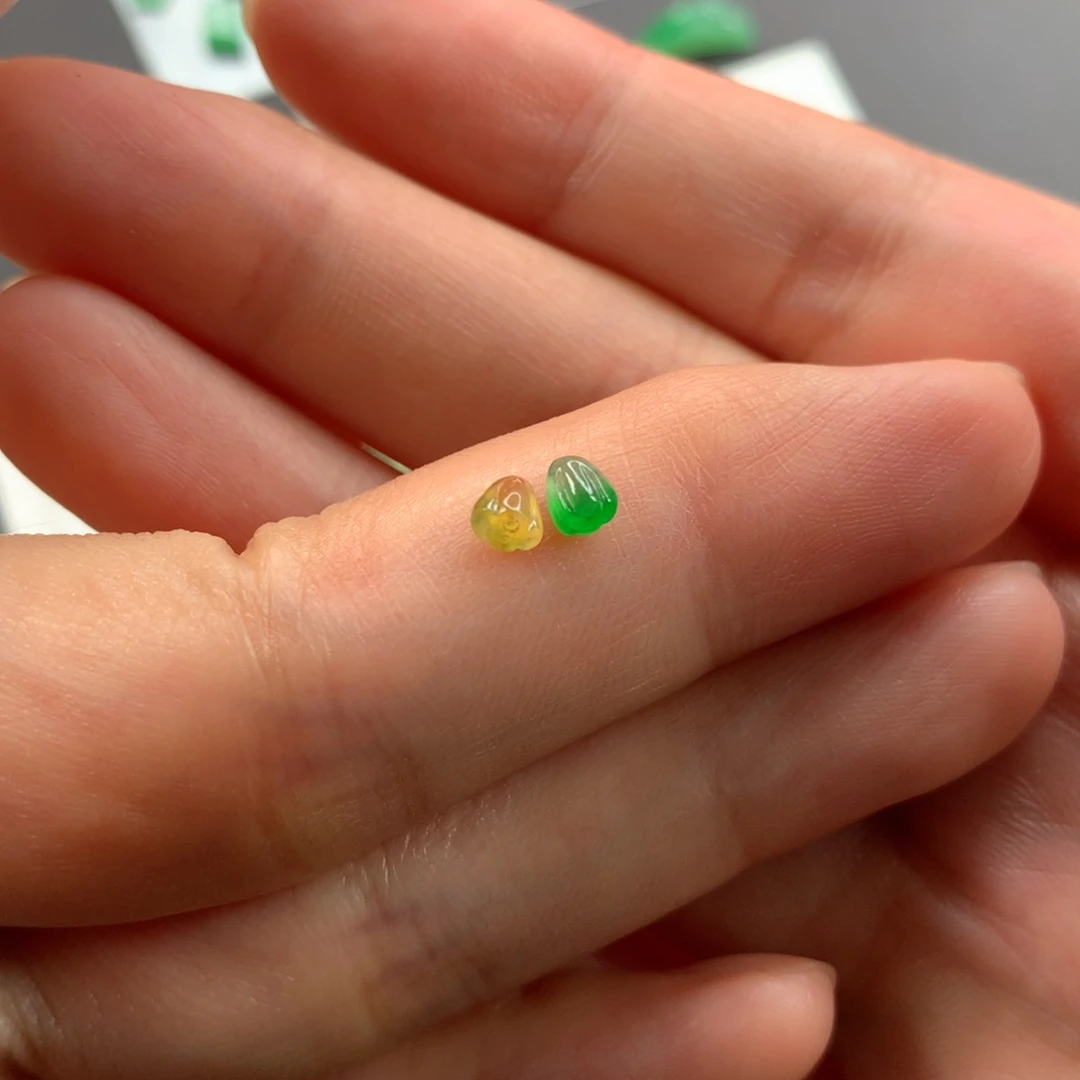 颈饰未镶嵌翡翠莲蓬