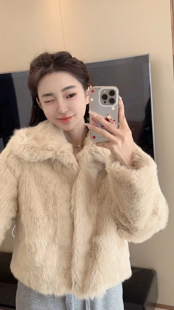 《情兔》24new蓉蓉家冬季新款超显瘦皮毛草草外套女时尚休闲百搭