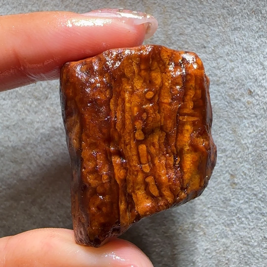 定制琥珀未镶嵌满****河专拍