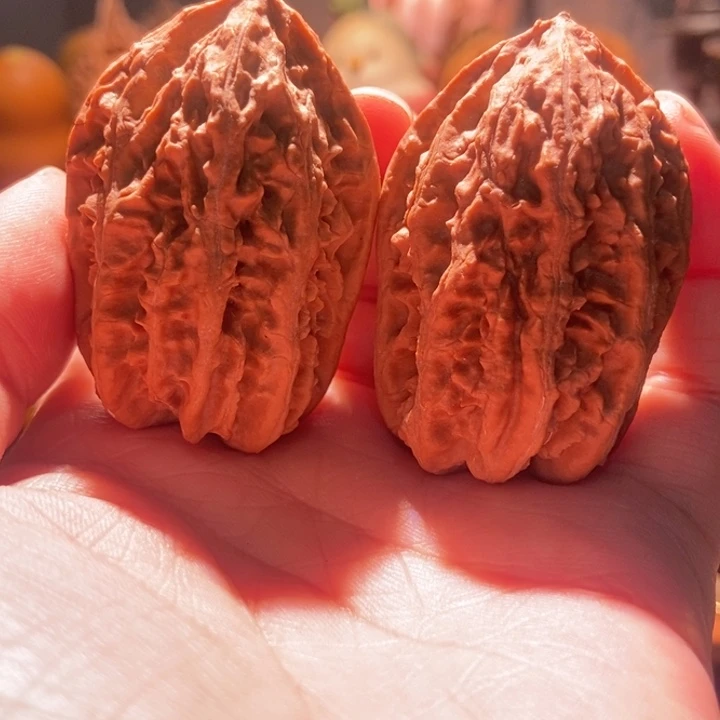 文玩核桃吊坠楸玥核94