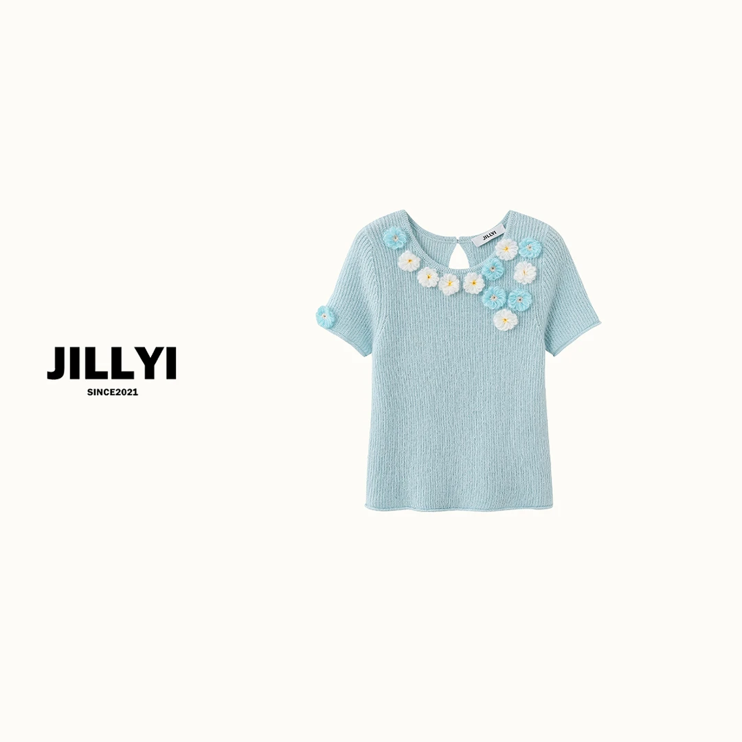 JILLYI珠海店【未闻花名】天蓝色圆领领口手缝花朵针织上衣清新洋气